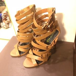 Brown paper fox Stiletto buckled heels